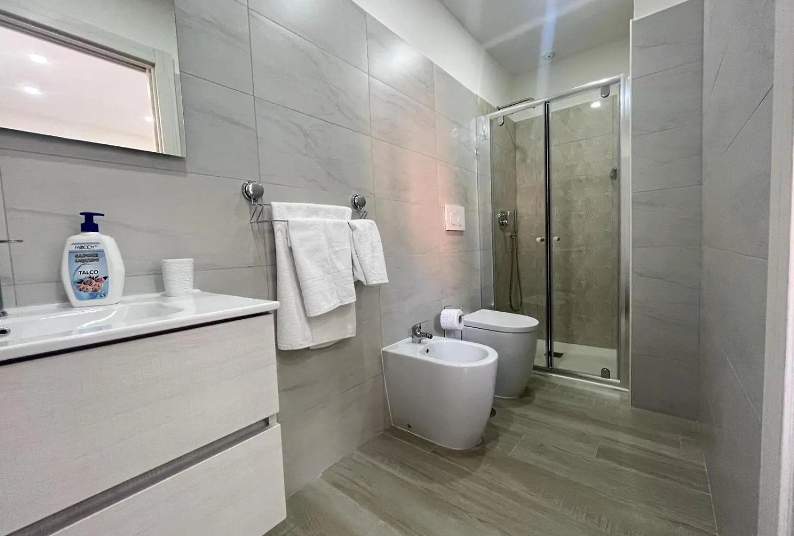 Couette-café Bed and breakfast Terminal Napoli